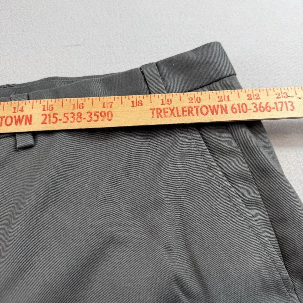 EDDIE BAUER Chino Pants Charcoal Gray Relaxed Fit Cotton Flat Front Mens T42